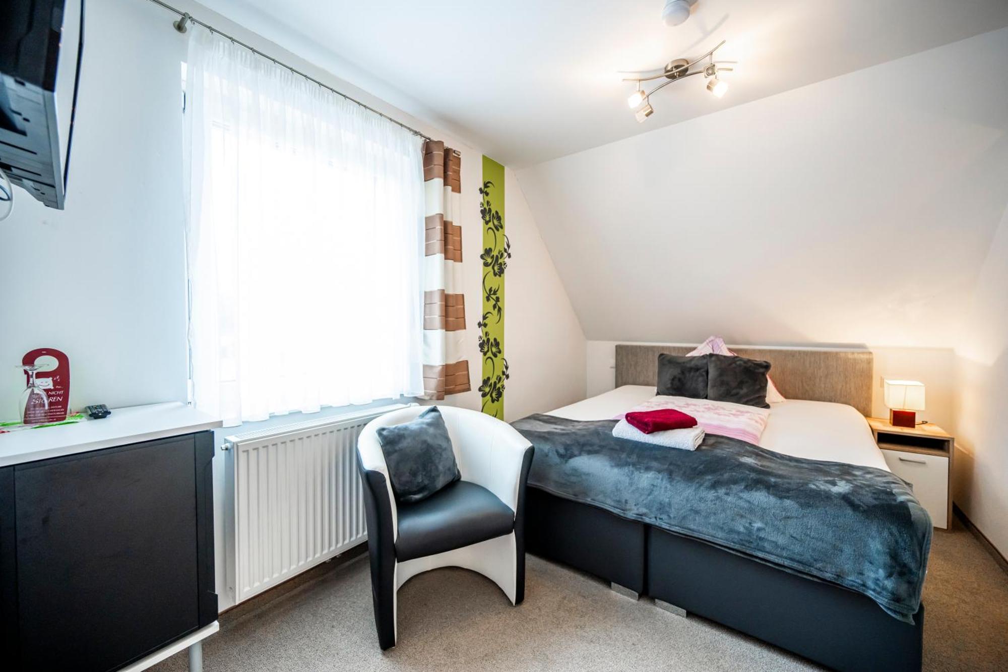 Die Schlafstube - Bed & Breakfast Zeltweg Exterior foto